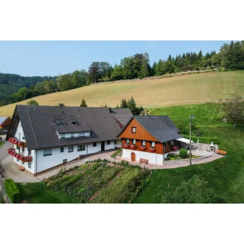 Schwarzwald Ferienwohnungen - Ferienhaus Müllerbauernhof